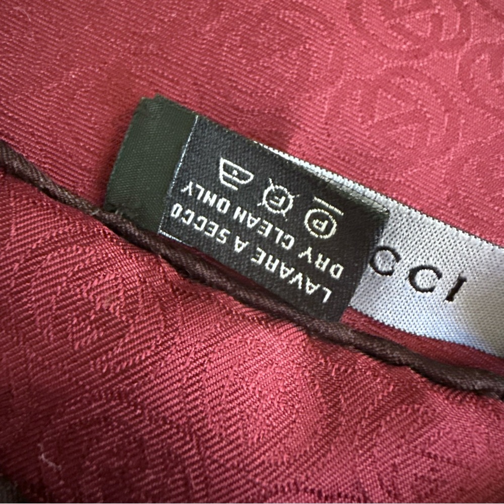 GUCCI Monogram Silk Scarf Burgundy - Picture 8 of 10